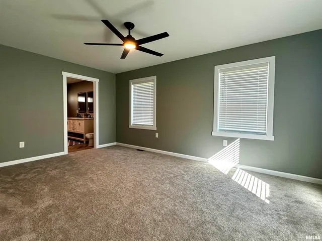 $149,500 | 575 5th Street, Omaha, IL 62871