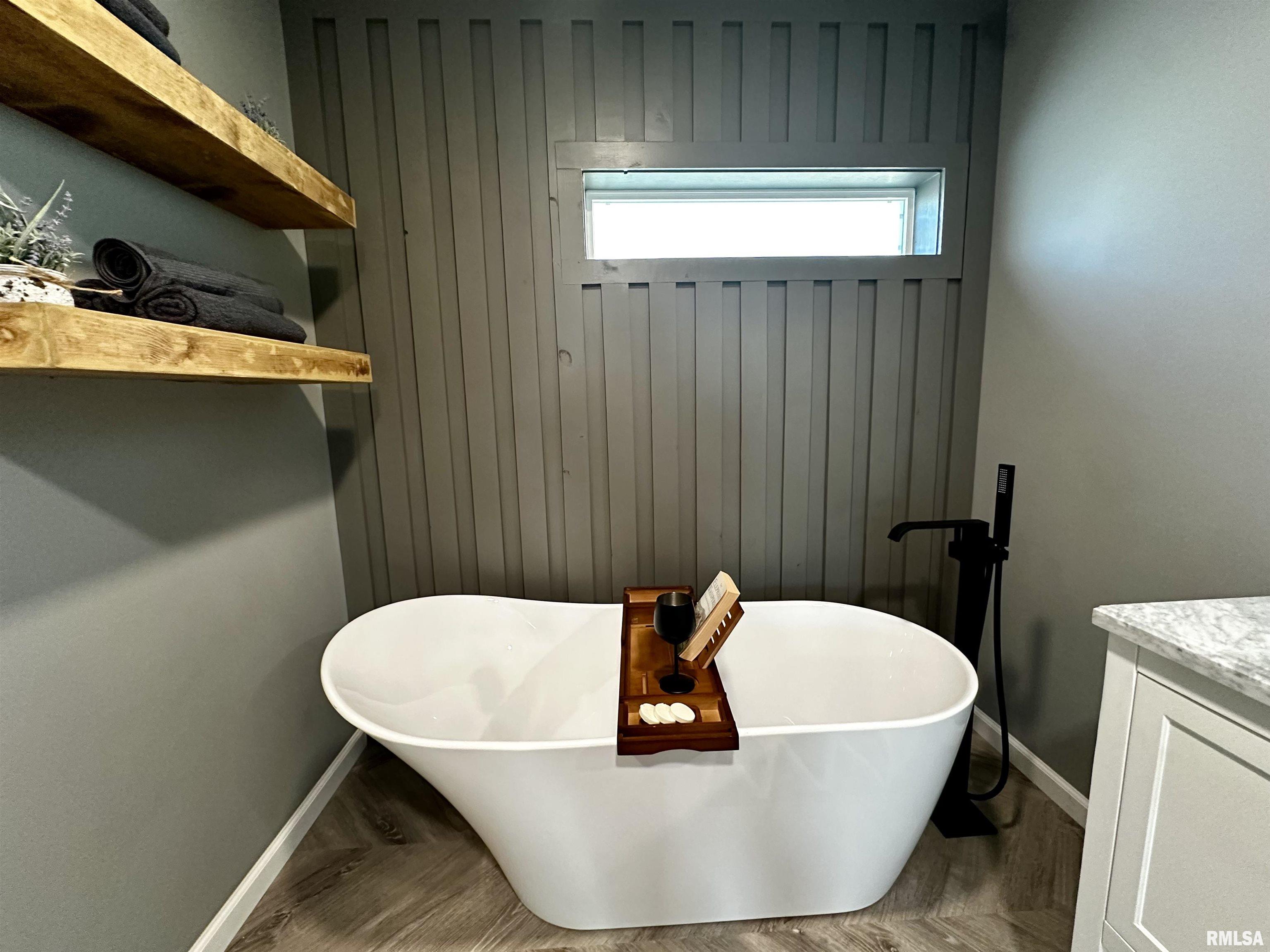 575 5th Street Omaha, IL 62871 - Photo 18 of 27