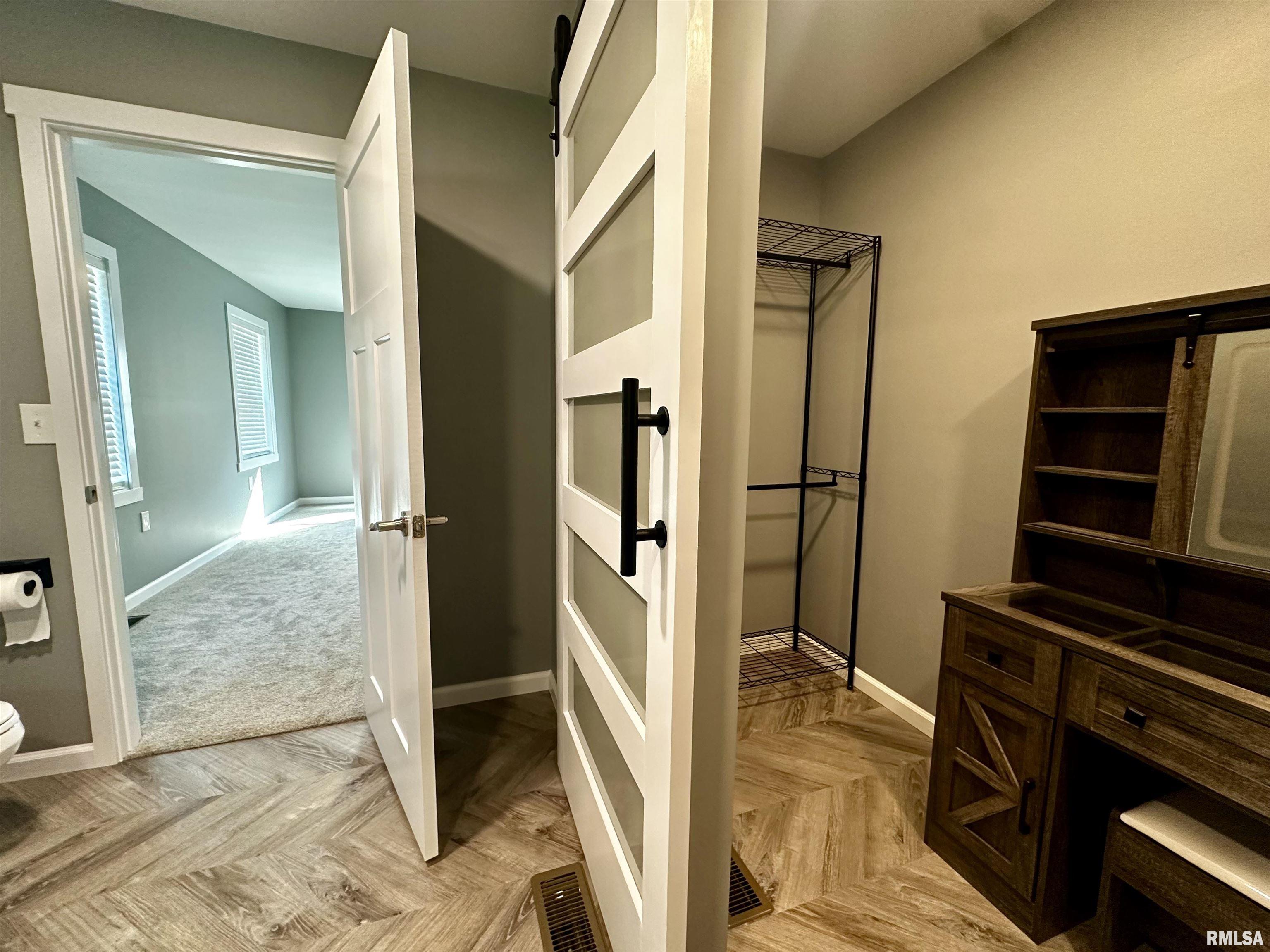 575 5th Street Omaha, IL 62871 - Photo 20 of 27