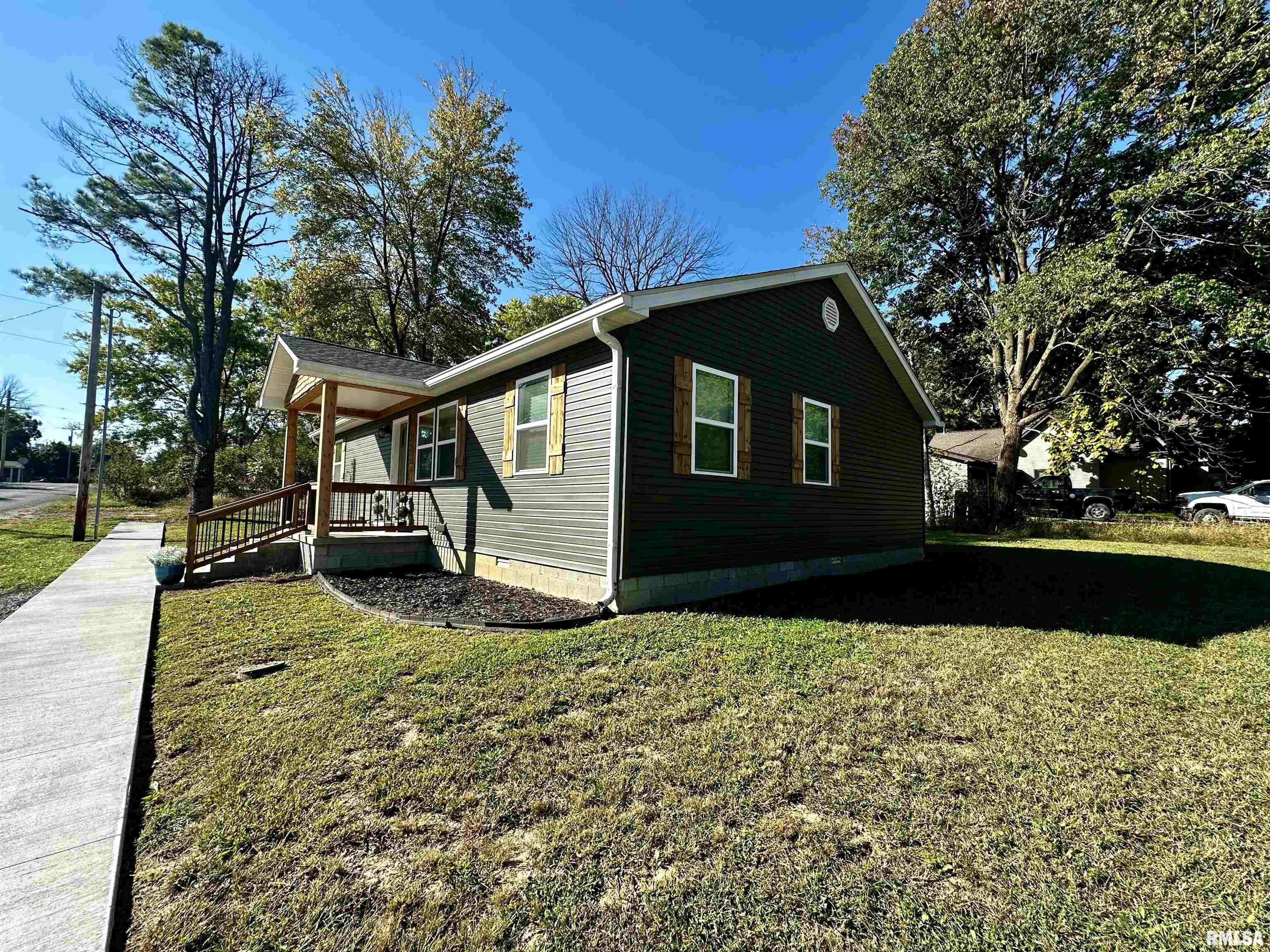 575 5th Street Omaha, IL 62871 - Photo 22 of 27