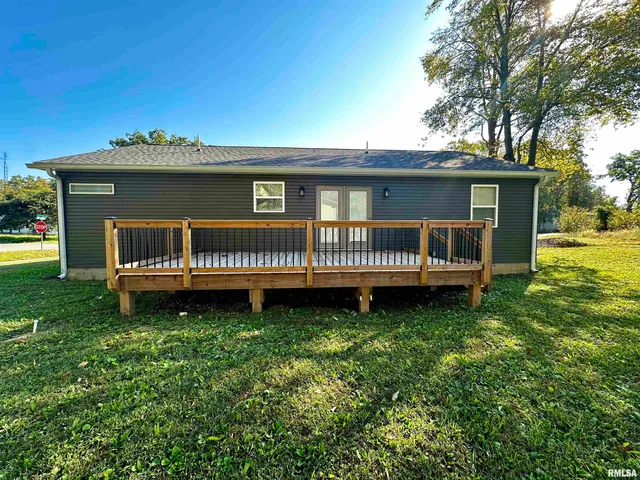 $149,500 | 575 5th Street, Omaha, IL 62871