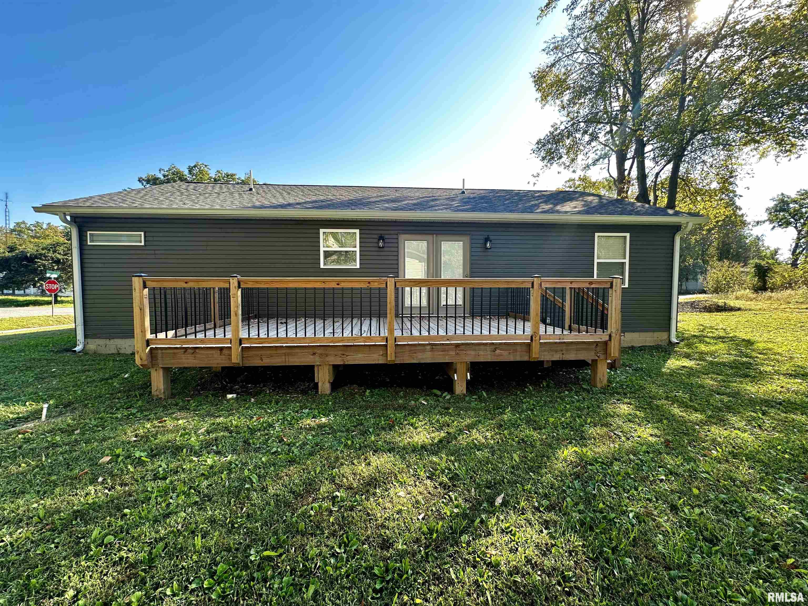 575 5th Street Omaha, IL 62871 - Photo 24 of 27