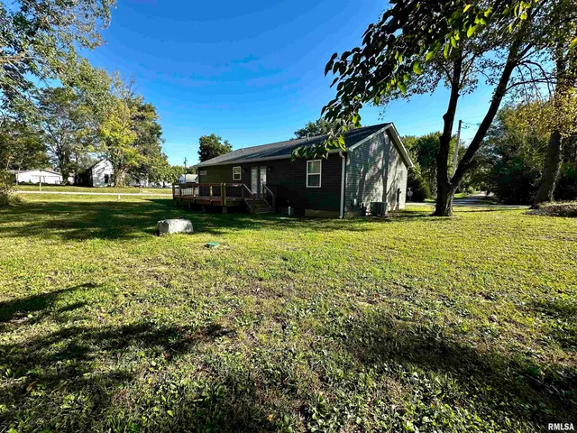 $149,500 | 575 5th Street, Omaha, IL 62871