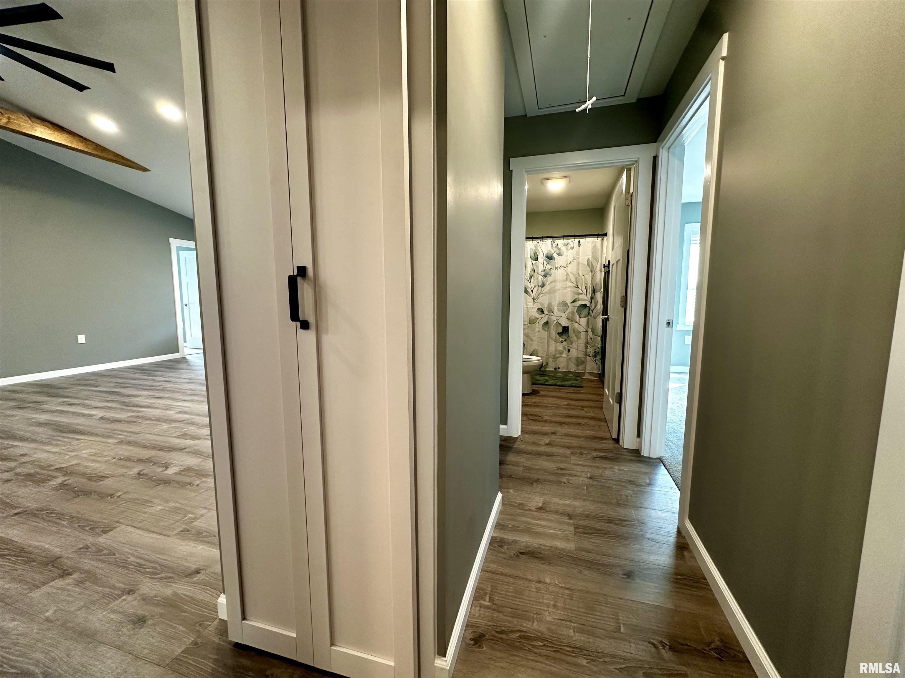 575 5th Street Omaha, IL 62871 - Photo 7 of 27