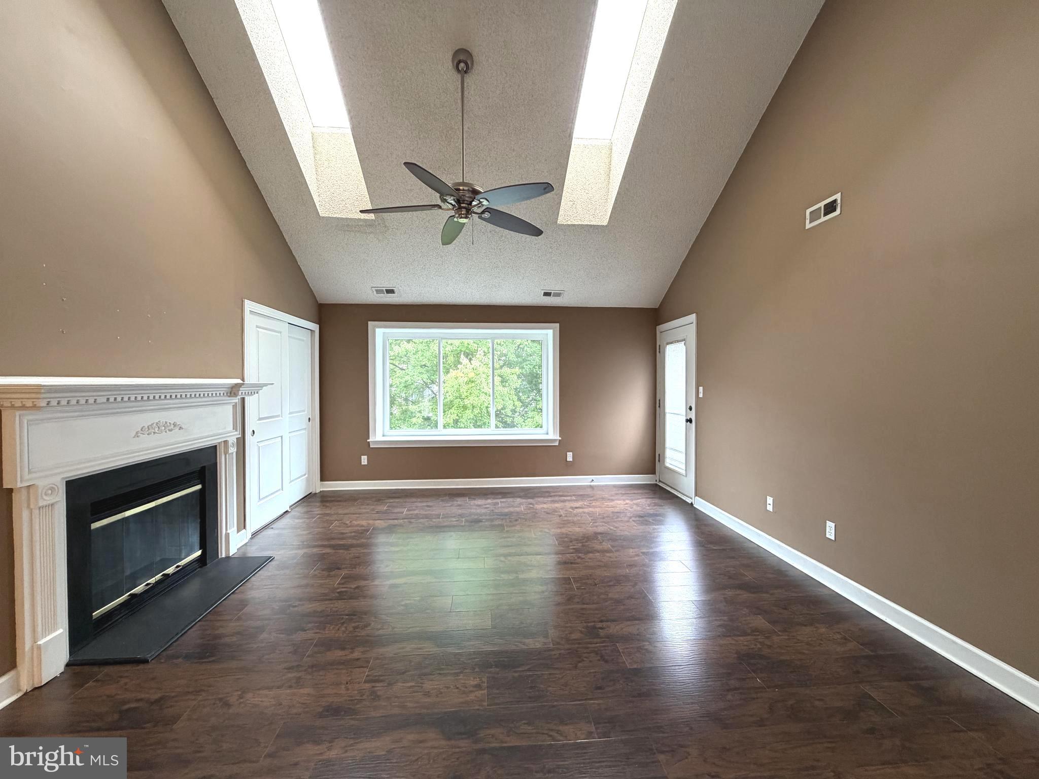 4920 B Dunbarton Road Mount Laurel, NJ 08054 - Photo 2 of 25 Gallery Image 2