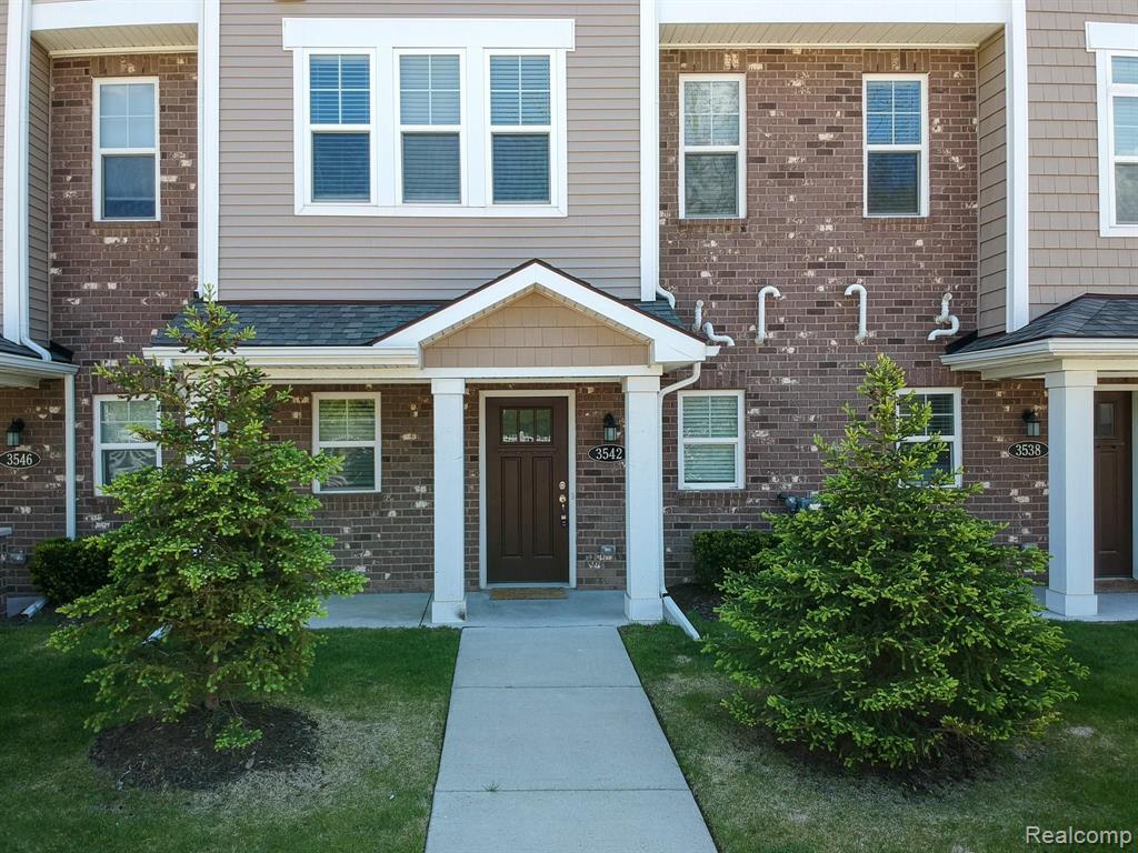 3542 South Rochester Road Royal Oak, MI 48073 - Photo 1 of 22