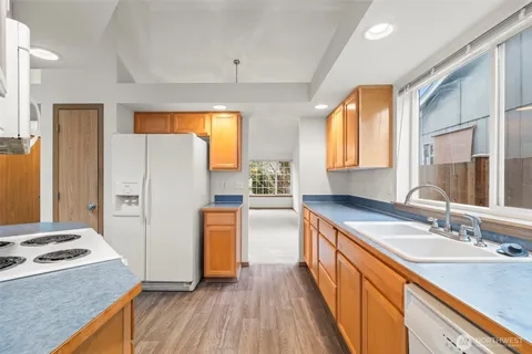 $499,950 | 8508 165th St Court East, Puyallup, WA 98375