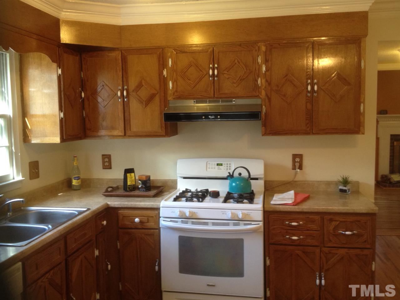 1319 Seaton Road Durham, NC 27713 - Photo 3 of 20