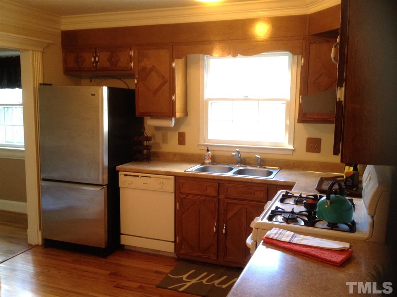 1319 Seaton Road Durham, NC 27713 - Photo 4 of 20