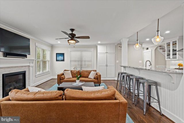 $1,650,000 | 15 East Chapman Street, Alexandria, VA 22301