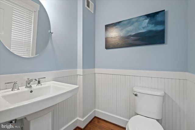 $1,650,000 | 15 East Chapman Street, Alexandria, VA 22301