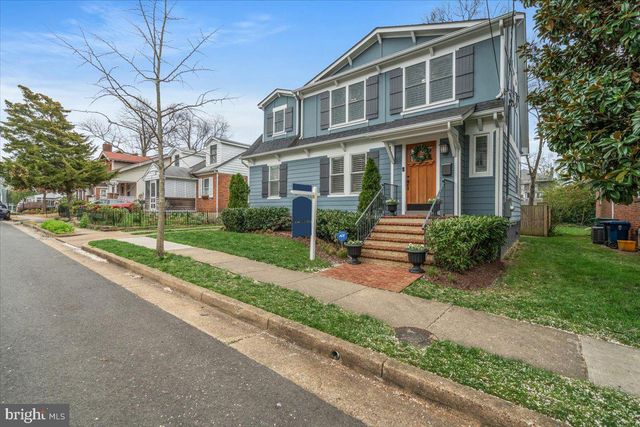 $1,650,000 | 15 East Chapman Street, Alexandria, VA 22301