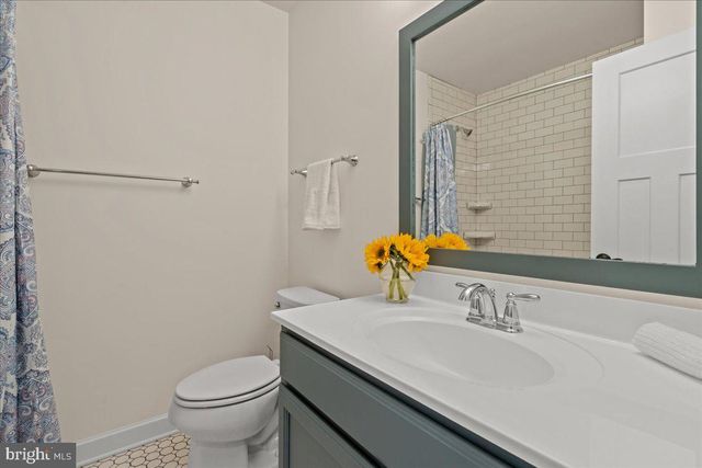 $1,650,000 | 15 East Chapman Street, Alexandria, VA 22301