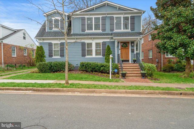 $1,650,000 | 15 East Chapman Street, Alexandria, VA 22301
