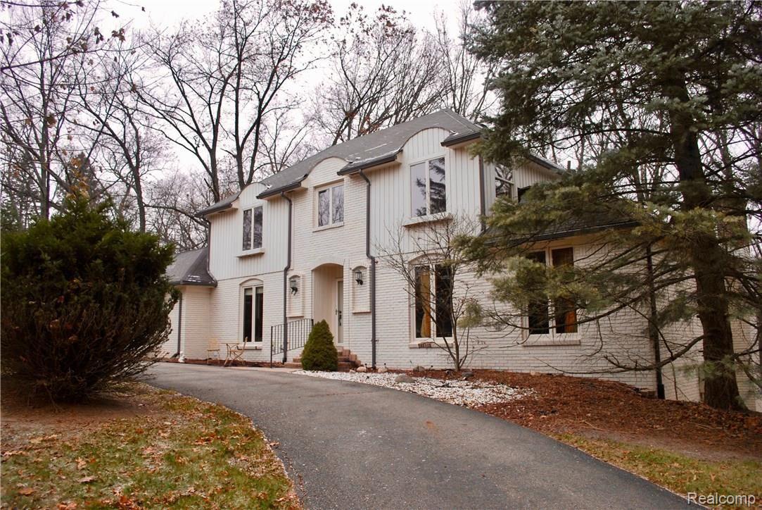 1747 Seever Circle Rochester, MI 48309 - Photo 1 of 30 DSC_0248.jpg