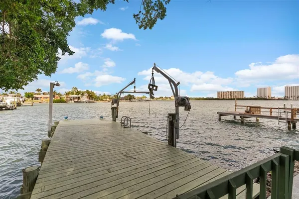 $4,500 | 7887 9th Avenue South, St. Petersburg, FL 33707