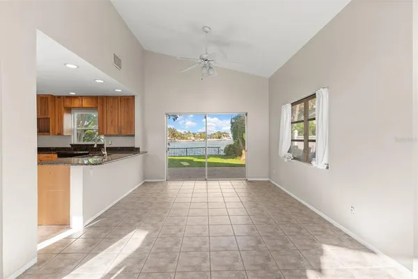 $4,500 | 7887 9th Avenue South, St. Petersburg, FL 33707