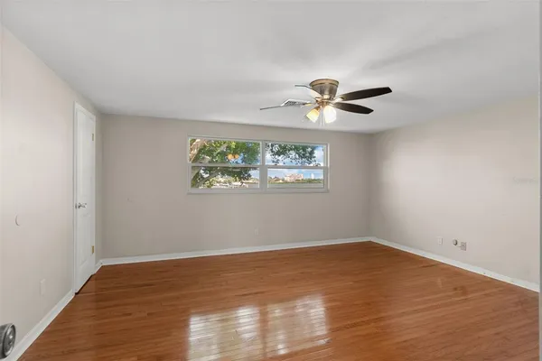 $4,500 | 7887 9th Avenue South, St. Petersburg, FL 33707