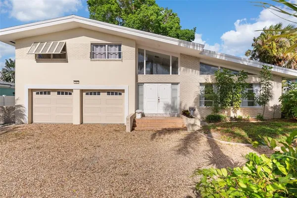 $4,500 | 7887 9th Avenue South, St. Petersburg, FL 33707