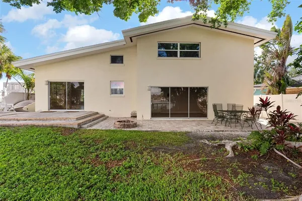 $4,500 | 7887 9th Avenue South, St. Petersburg, FL 33707