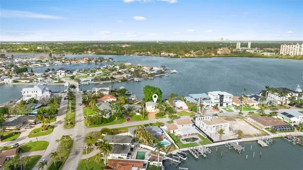 $4,500 | 7887 9th Avenue South, St. Petersburg, FL 33707