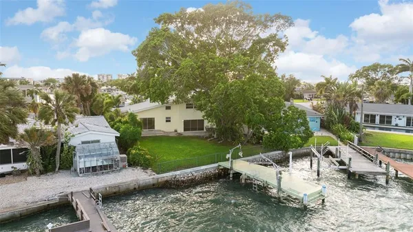 $4,500 | 7887 9th Avenue South, St. Petersburg, FL 33707