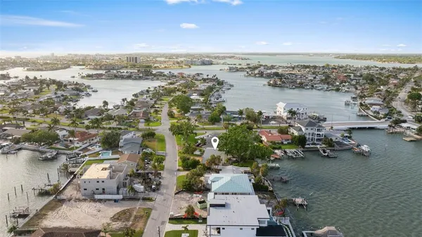 $4,500 | 7887 9th Avenue South, St. Petersburg, FL 33707