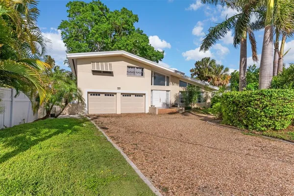 $4,500 | 7887 9th Avenue South, St. Petersburg, FL 33707