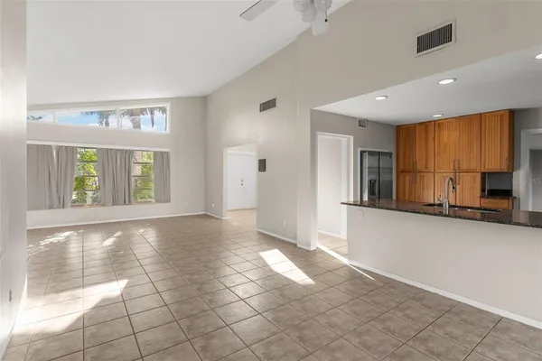 $4,500 | 7887 9th Avenue South, St. Petersburg, FL 33707