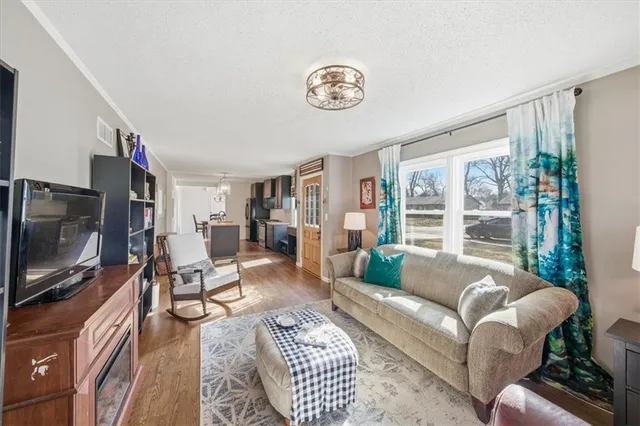 $295,000 | 7714 West 66th Terrace, Mission, KS 66202