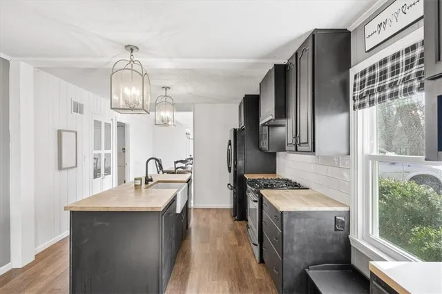 $295,000 | 7714 West 66th Terrace, Mission, KS 66202