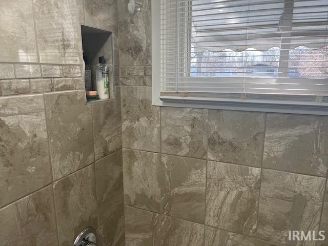 5810 Kimberley Road Fort Wayne, IN 46809 - Photo 8 of 15 Gallery Image 8