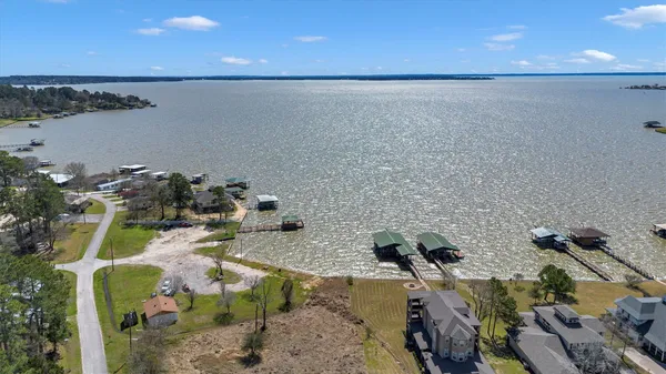 $240,000 | 146 Oak Circle, Livingston, TX 77351