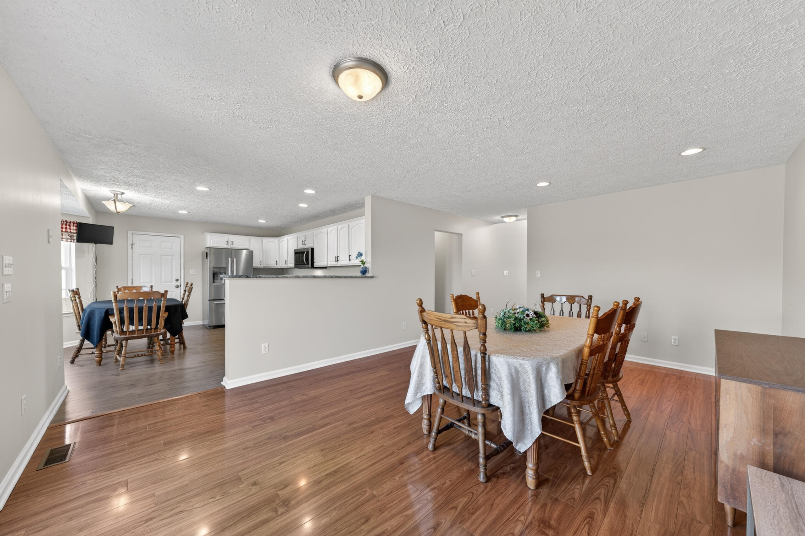 1633 Pilot Mountain Road Moneta, VA 24121 - Photo 31 of 103 Dining/Kitchen