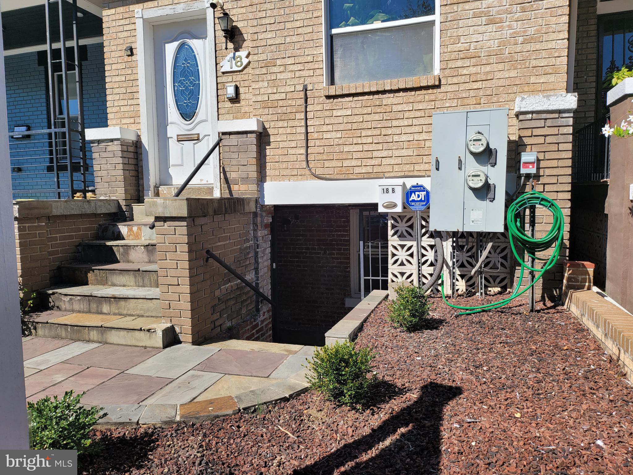 18 Girard Street Northeast Washington, DC 20002 - Photo 2 of 29