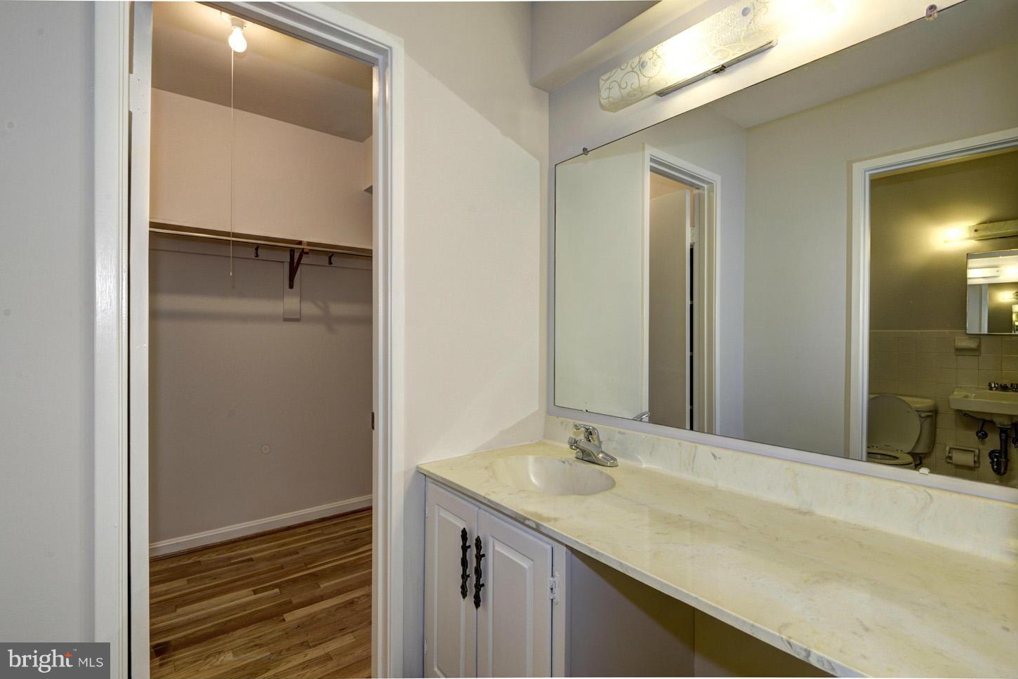 7903 Inverness Ridge Road Rockville, MD 20854 - Photo 13 of 29 Bedroom (Master)