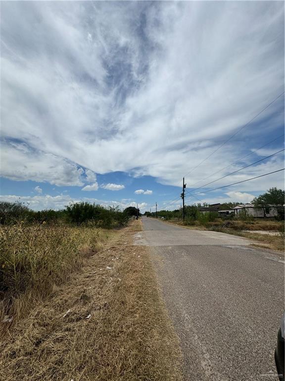 0 East Sendero Road East Sullivan City, TX 78595 - Photo 2 of 6 a view of an ocean and beach