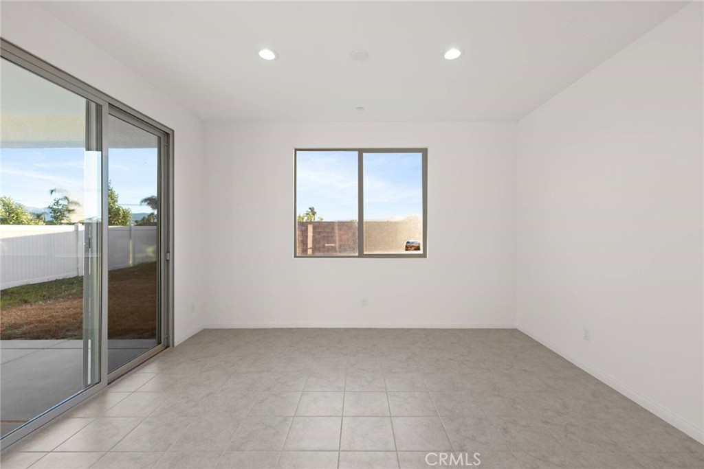 17727 Santa Lucia Court Riverside, CA 92503 - Photo 11 of 42