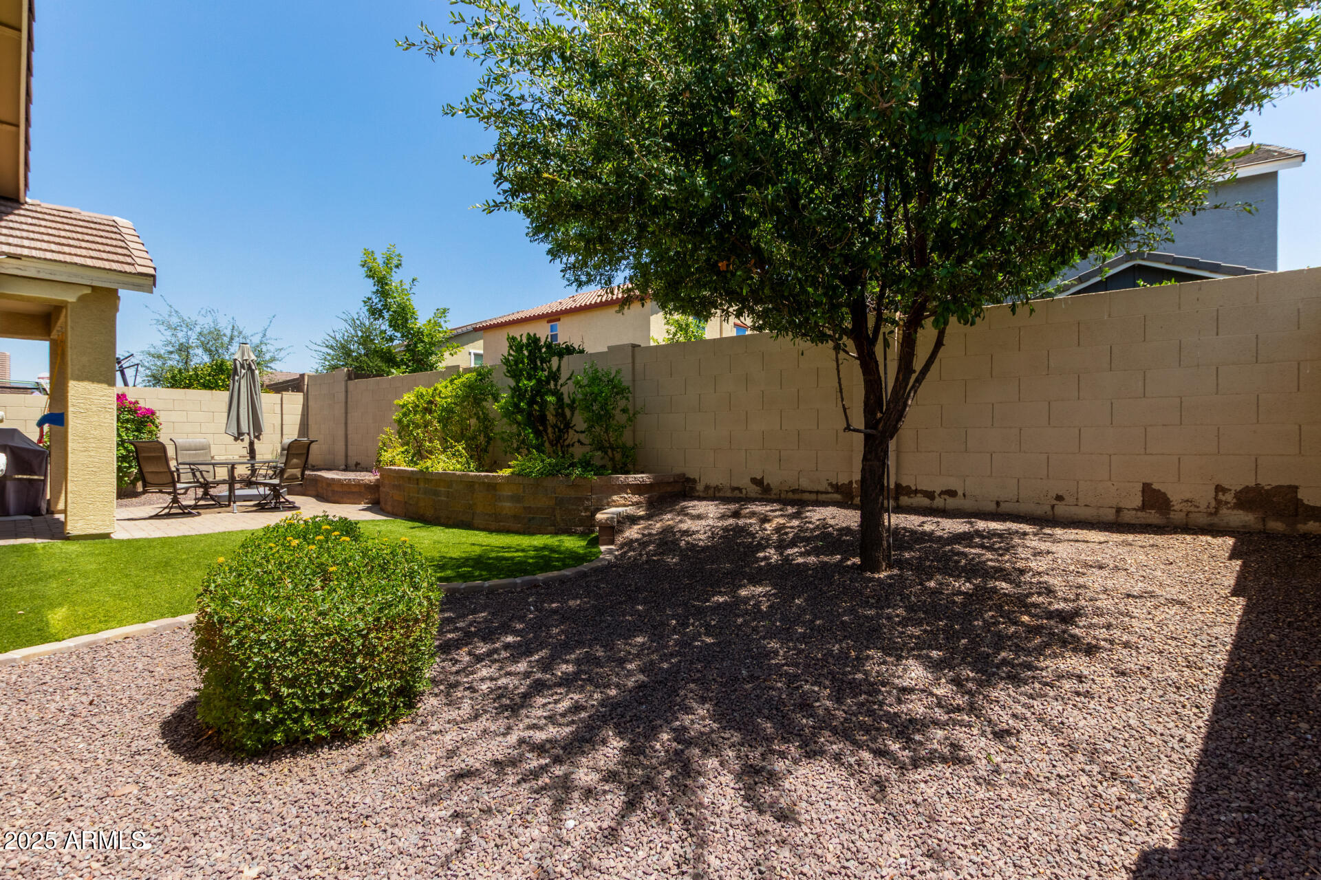 3329 East Roland Street Mesa, AZ 85213 - Photo 24 of 25 34 - Roland
