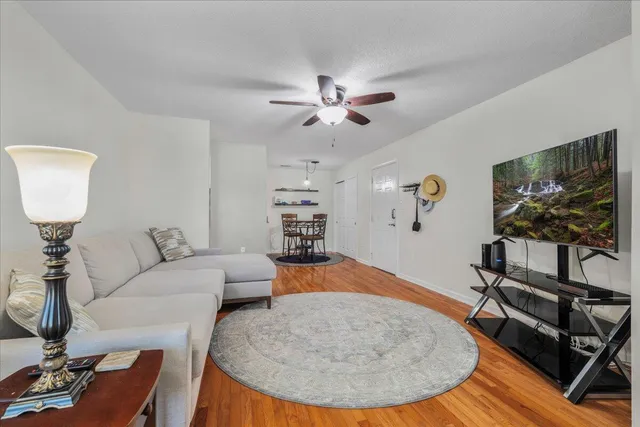 $227,500 | 188 Midland Parkway, Unit 507, Summerville, SC 29485