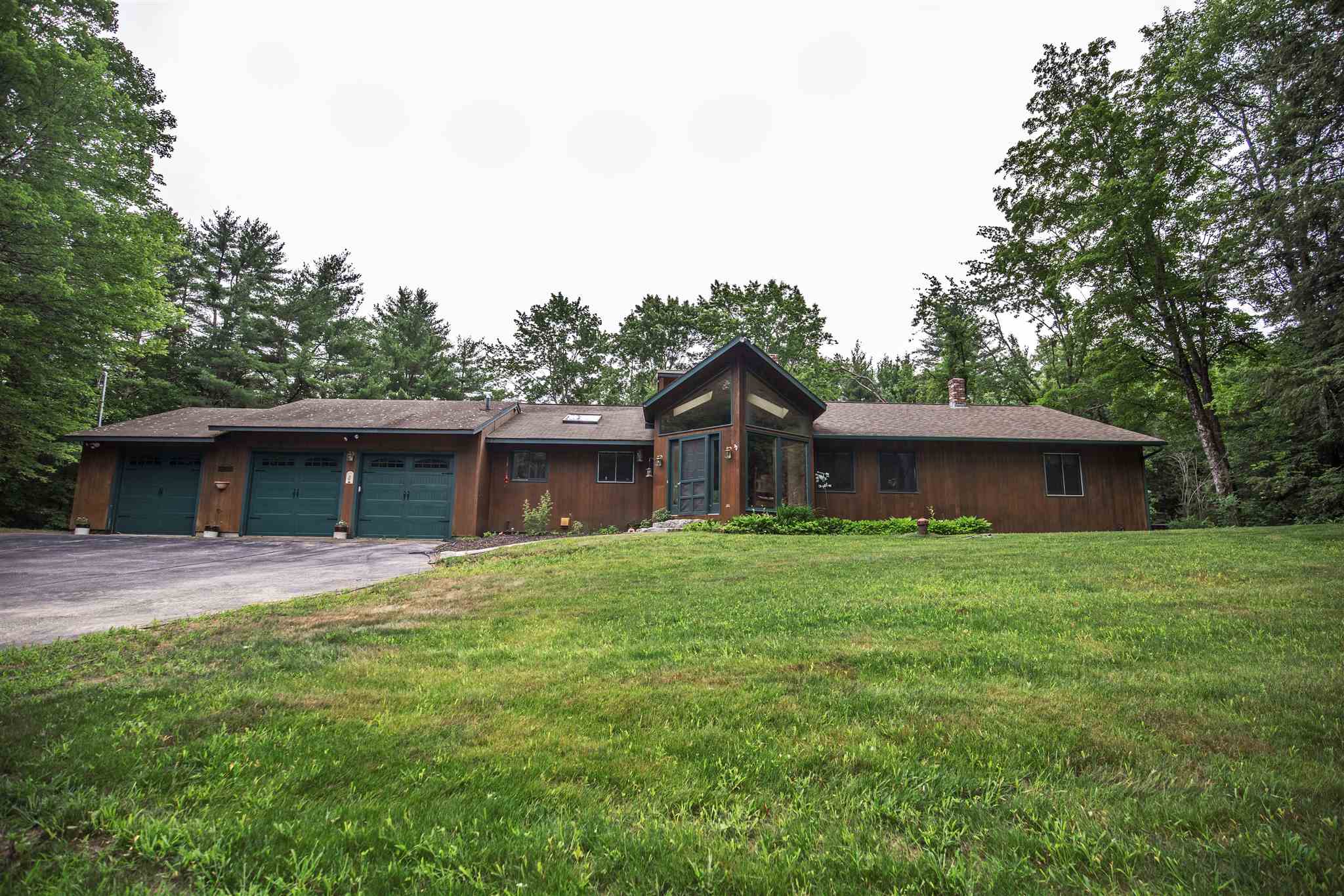 31 Mountain Road Deerfield, NH 03037 - Photo 2 of 39