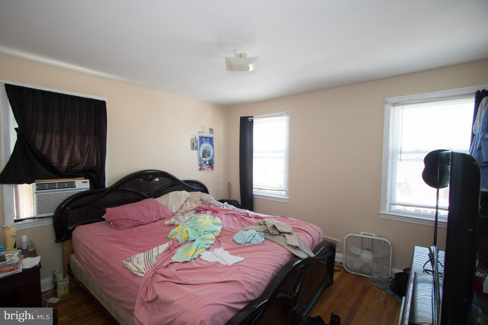 4733 Kimberleigh Road Baltimore, MD 21212 - Photo 11 of 13 Bedroom