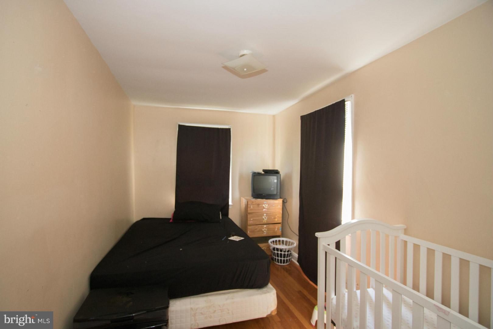 4733 Kimberleigh Road Baltimore, MD 21212 - Photo 9 of 13 Bedroom