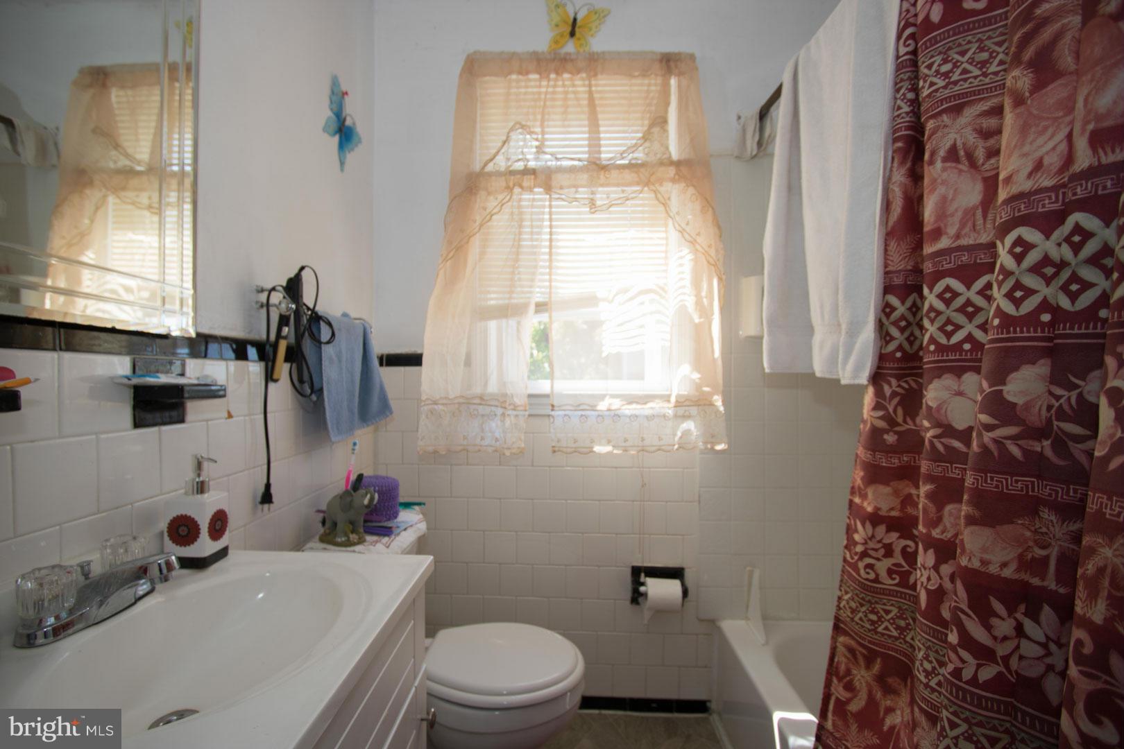 4733 Kimberleigh Road Baltimore, MD 21212 - Photo 10 of 13 Bath
