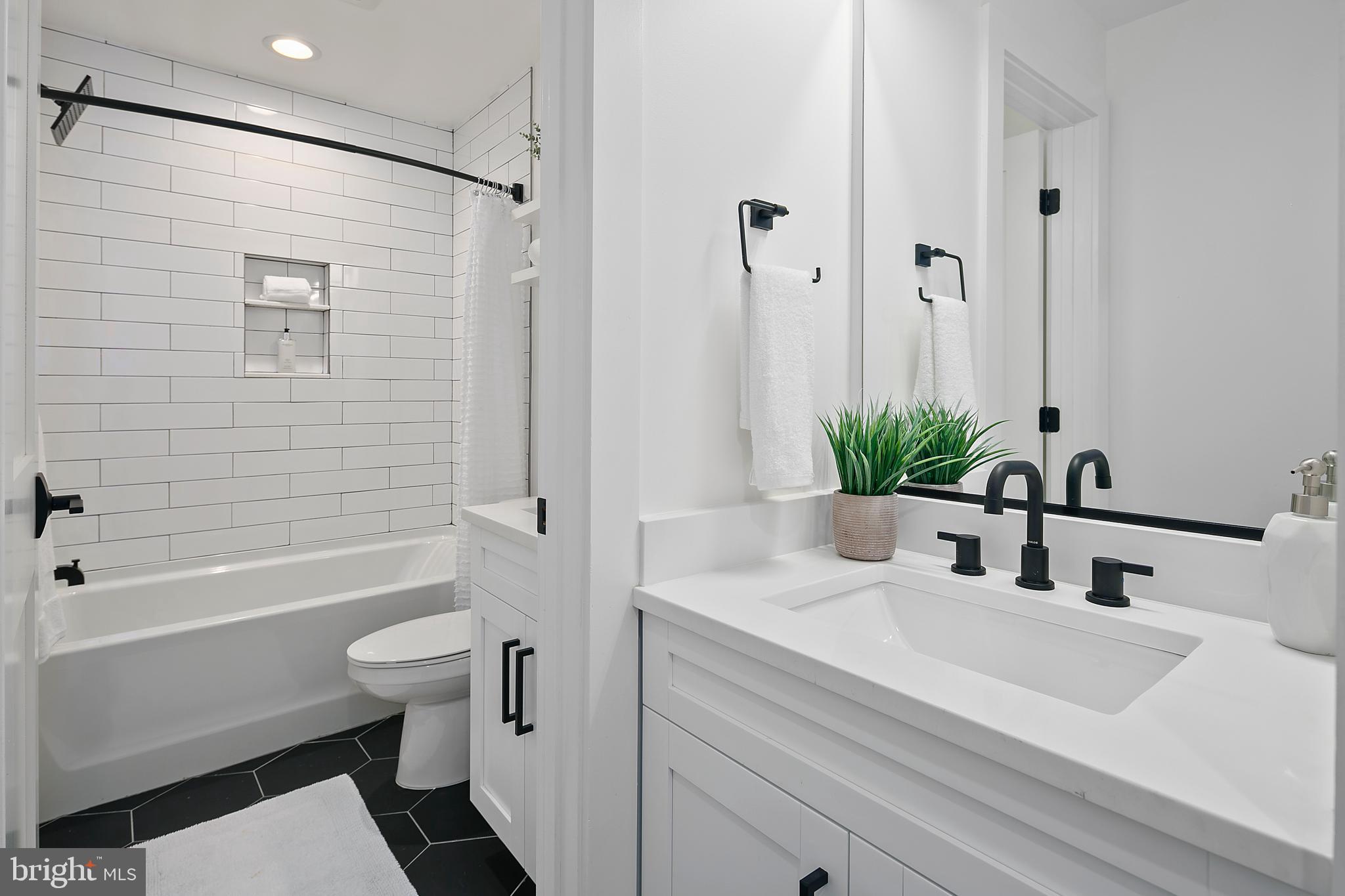 765 18th Street Northeast, Unit 2 Washington, DC 20002 - Photo 18 of 26 Gallery Image 18