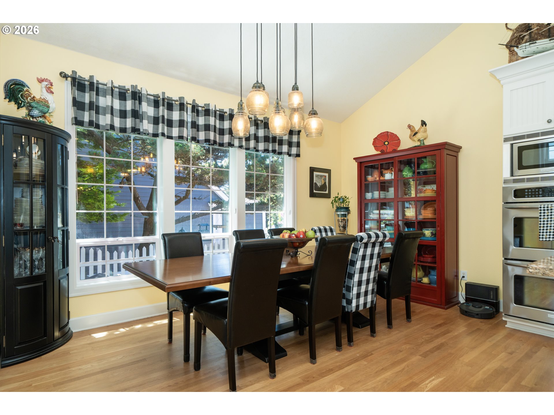 205 Southwest 58th Street South Beach, OR 97366 - Photo 15 of 48 Dining Area