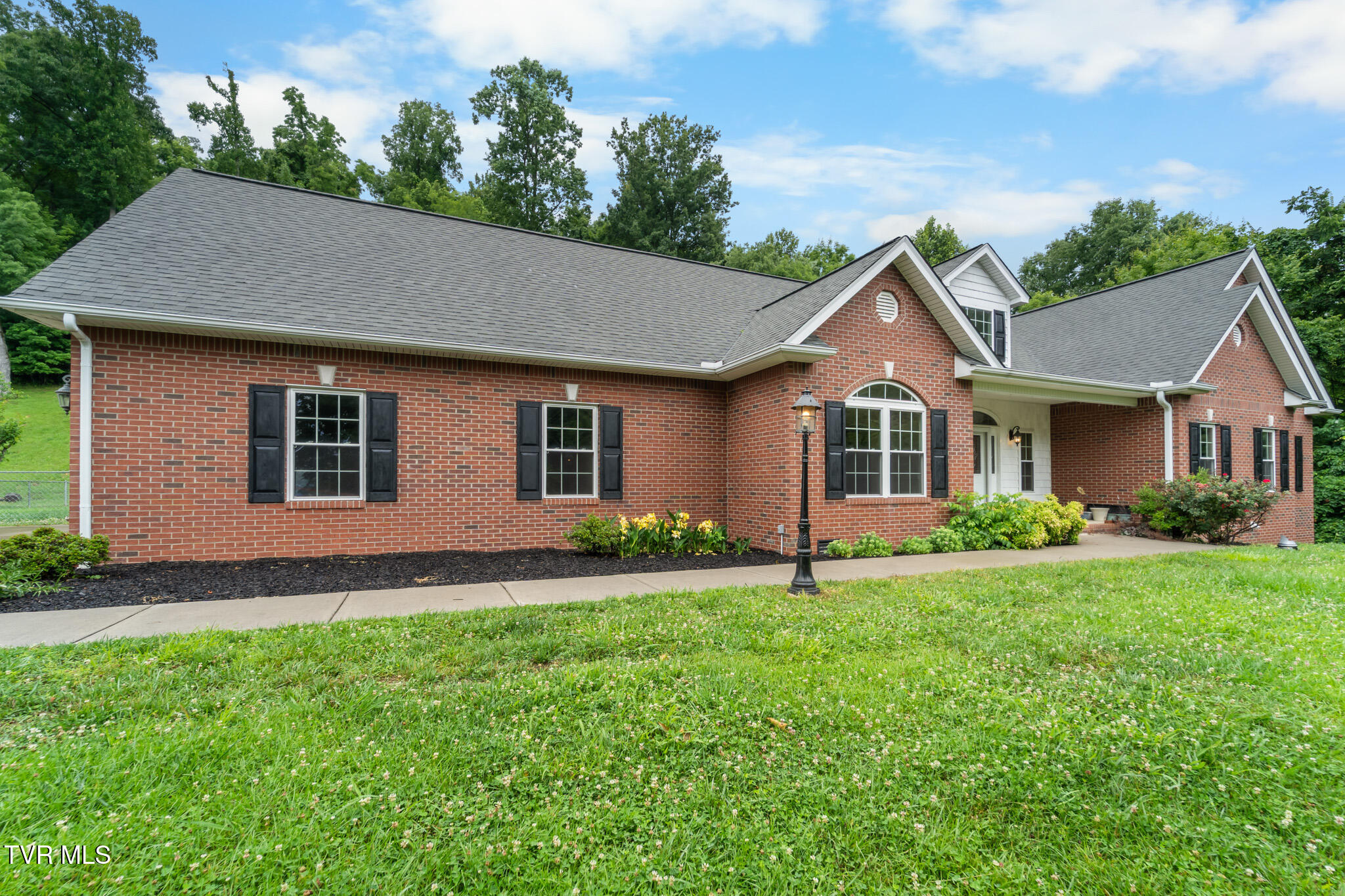 3315 Island Road, Unit 1 Blountville, TN 37617 - Photo 4 of 58 DSC09218