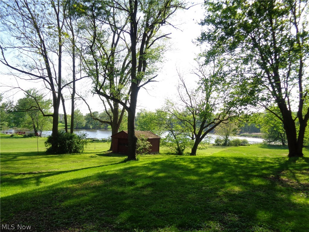 590 Schocalog Road Akron, OH 44320 - Photo 4 of 31 Gallery Image 4