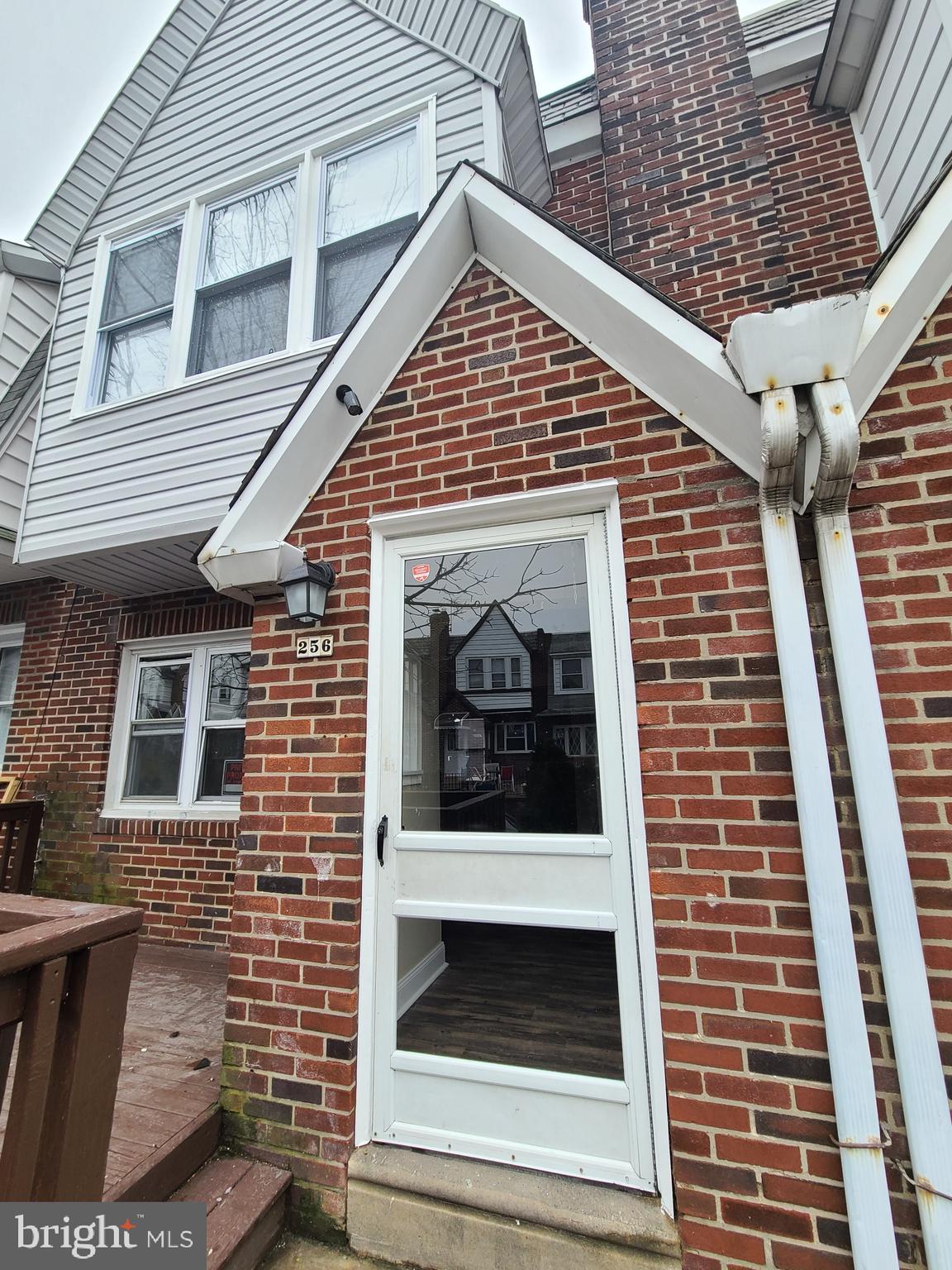 256 Sanford Road Upper Darby, PA 19082 - Photo 7 of 84