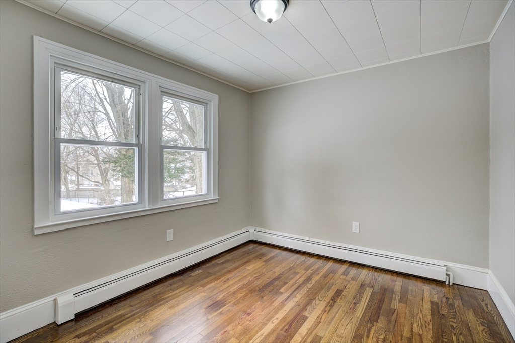 172 Belmont Avenue Springfield, MA 01108 - Photo 12 of 41